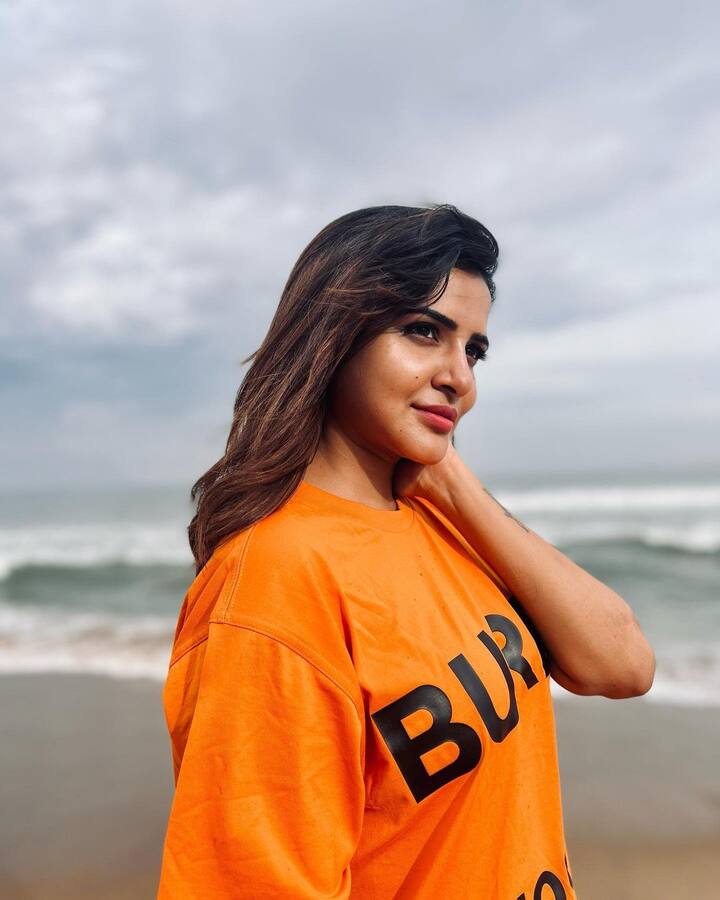 అషూ రెడ్డి అందమైన ఫోటోలు  -Image Credit:Ashu Reddy/Instagram