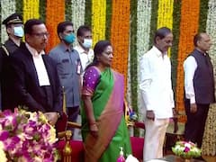 Telangana New Chief Justice: తెలంగాణ హైకోర్టు సీజేగా జస్టిస్ ఉజ్జల్ భుయాన్ ప్రమాణం, హాజరైన సీఎం కేసీఆర్