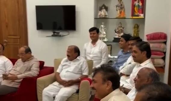 મહારાષ્ટ્ર ભાજપની કોર કમિટિની મળી બેઠક, BJP વેઈટ એન્ડ વોચની ભૂમિકામાં