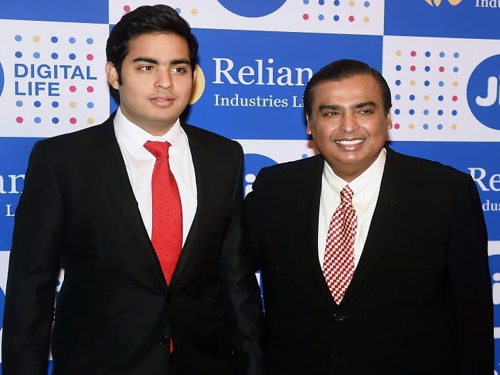 In Ambani's Succession Plan, Son Akash Is Jio's Top Boss. Know About The New Chairman Of Jio