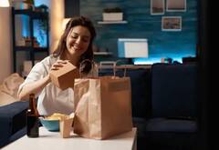 Healthy Snack in Night: રાત્રિ ભૂખને કન્ટ્રોલ કરવા આ હેલ્ધી સ્નેક્સને ડાયટમાં કરો સામેલ નહિ વધે વજન