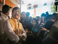 Maharashtra Politics: बीजेपी ने महाराष्ट्र को 3 टुकड़ों में बांटने की रची साजिश, शिवसेना मुखपत्र 'सामना' में बड़ा दावा