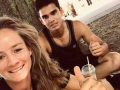 Arjun Tendulkar: जिनं विराटला प्रपोज केलं, आता त्याच महिला क्रिकेटरसोबत फिरतोय अर्जुन तेंडुलकर!