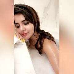 Ashu Reddy: బాత్ టబ్‌లో అషు రెడ్డి అందాల జాతర