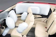 Six Airbags: गाड़ियों को सुरक्षित बनाने के लिए बड़ी पहल, 8 सीटर वाहनों में 6 एयरबैग होना जरूरी