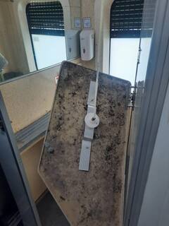 Deccan Queen Express: 'डेक्कन क्वीन'चे नव्याचे पाचही दिवस नाही; आठवड्याभरातच LHB कोचमध्ये असुविधा