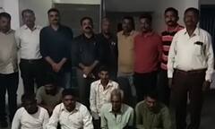 પંચમહાલઃ મોરવાહડફમાં જૂની ચલણી નોટ સાથે પાંચ આરોપી ઝડપાયા, જુઓ વીડિયો