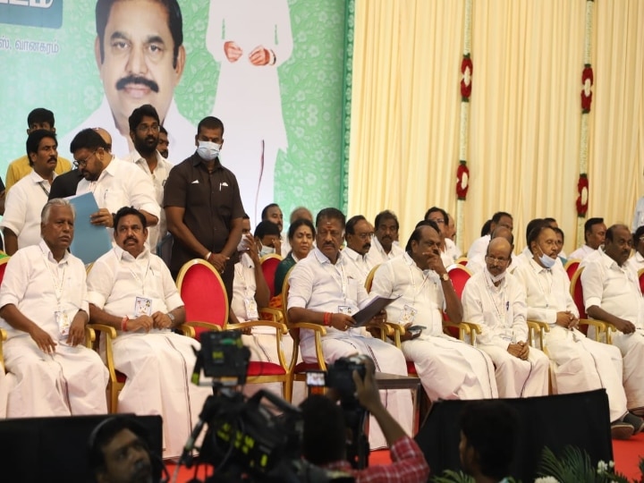 AIADMK Issue : ’ஒற்றைத் தலைமை பிரச்னையால் சிக்கல்’ உள்ளாட்சி இடைத் தேர்தலில் சுயேட்சையாக போட்டியிட  நெட்டி தள்ளப்பட்ட அதிமுகவினர்..!