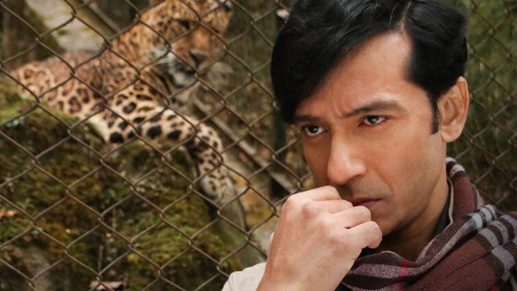 Tota Roy Chowdhury: Actor Tota Roy Chowdhury opens up about all social media trolling Tota Roy Chowdhury: আড়ষ্ট, কেতাবাজ, জঘন্যতম ফেলুদা বলছেন, রোহিত সেনকে দেখে এই অভিনয়ের খামতি চোখে পড়েনি কেন? বিস্ফোরক টোটা