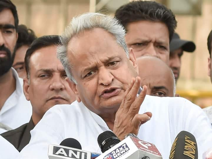 Udaipur Murder Case CM Ashok Gehlot Called an all-party meeting on Wednesday at 6 pm Udaipur Murder Case: सीएम अशोक गहलोत ने बुलाई सर्वदलीय बैठक, उदयपुर की घटना पर होगी चर्चा