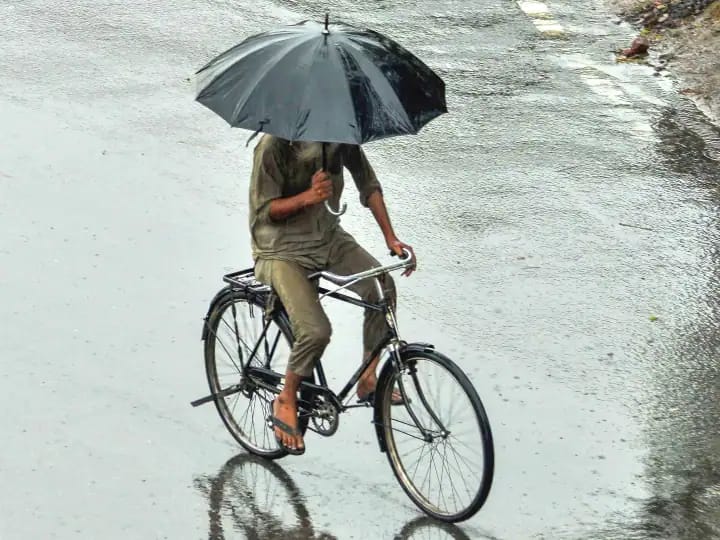 Delhi Weather Update: दिल्ली तक मानसून पहुंचने में क्यों हो रही है देरी, जानिए आखिर कब होगी राजधानी में बारिश Why is there delay in reaching the monsoon in Delhi know when it will rain in the capital ann Delhi Weather Update: दिल्ली तक मानसून पहुंचने में क्यों हो रही है देरी, जानिए आखिर कब होगी राजधानी में बारिश