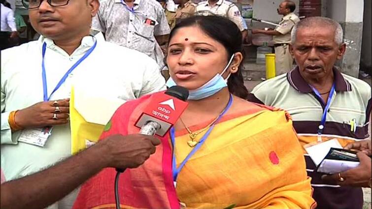 WB Election Result Out 2022  Anupam Dutta s Wife  TMC Candidate Minakshi Dutta  win in Panihati 8 no Ward WB Poll Result Out 2022: পানিহাটিতে বিপুল ভোটে জয়ী নিহত তৃণমূল কাউন্সিলরের স্ত্রী মীনাক্ষী দত্ত