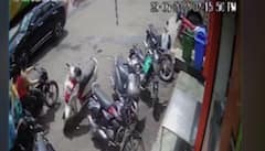 સુરત : ઉધના ત્રણ રસ્તા નજીક રોકડ 28 લાખ રૂપિયાની લૂંટ, બાઈક પર આવેલા ત્રણ શખ્સ રૂપિયા ભરેલી બેગ લઇને ફરાર