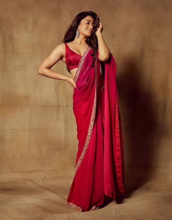 Rashmika Mandanna In A Pink Saree Exudes Elegance Like No Other - SEE PICS