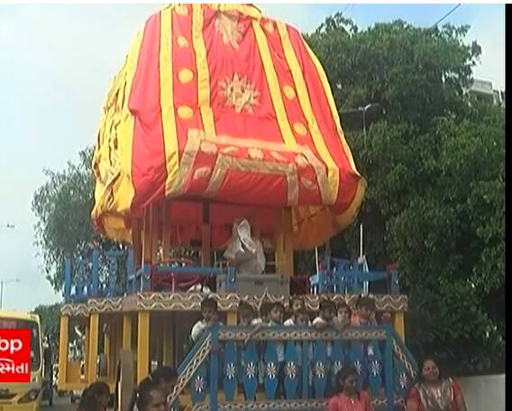 વડોદરામાં તૈયાર કરાયો 45 ફુટનો હાઈડ્રોલિક રથ, જુઓ શું છે ખાસિયત