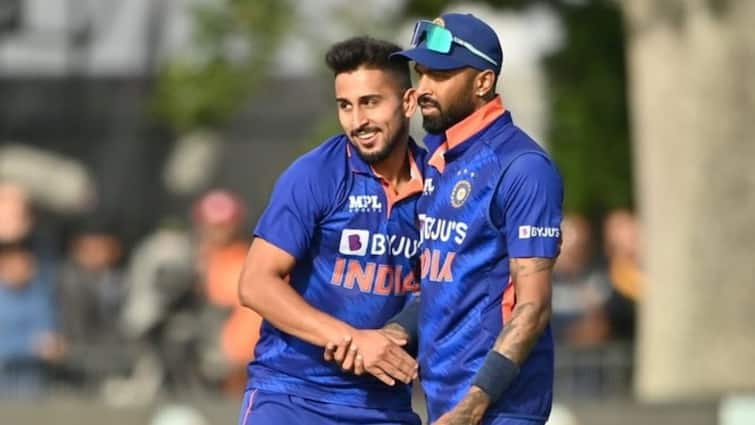 Ind vs Ire: Skipper Hardik Pandya backs Umran Malik after 2nd T20I against Ireland Ind vs Ire: ৫ ওভারে খরচ করেছেন ৫৬ রান, তবু তরুণ পেসারের পাশে দাঁড়াচ্ছেন হার্দিক