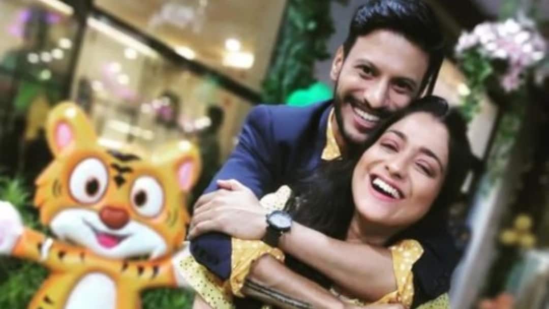 Sudip Anindita Update: Actress Anindita Roy Chowdhury wrote a sweet note on her husband Sudip's birthday Sudip Anindita Update: 'সব খারাপকে ভাল করে একসঙ্গে কাটিয়ে দিতে পারি যেন', জন্মদিনে সুদীপকে অনিন্দিতা