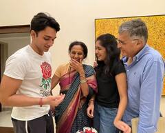 Supriya Sule : सुप्रिया सुळेंचं परिवारासह दिलखुलास हास्य अन् सेलिब्रेशन; साजरा केला वाढदिवस