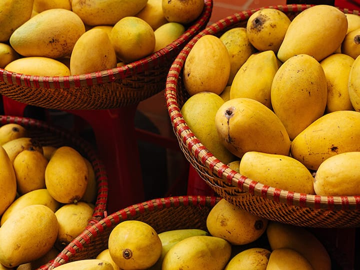 Health Tips: Mango tastes greedy, overeating can cause these problems ਜ਼ਰਾ ਸੰਭਲ ਕੇ: ਅੰਬ ਦੇ ਸੁਆਦ 'ਤੇ ਨਾ ਲਲਚਾਓ, ਜ਼ਿਆਦਾ ਖਾਣ ਨਾਲ ਹੋ ਸਕਦੀਆਂ ਇਹ ਸਮੱਸਿਆਵਾਂ
