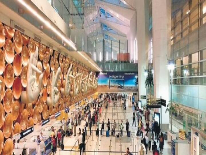 New Delhi: Woman arrested with cocaine worth 13 crores at IGI airport, cocaine was hidden in the buttons of kurtas New Delhi: IGI एयरपोर्ट पर तस्करी का बेहद अनोखा तरीका, 13 करोड़ की कोकीन के साथ महिला गिरफ्तार