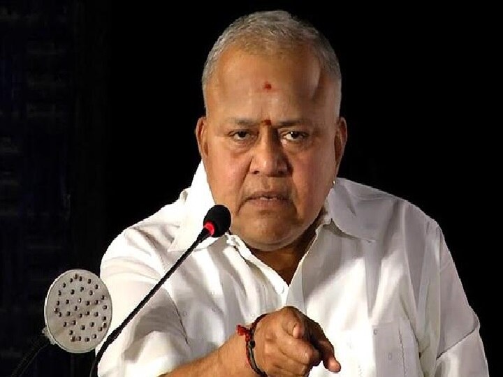 Radharavi : ''தமன்னாவை பார்த்தேன்.. கருப்பே இல்லை'' - மேடையேறி வார்த்தைகளை வீசும் ராதாரவி.. குவியும் கண்டனங்கள்..