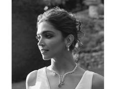 PHOTO: दीपिका पदुकोणच्या या लुकने वाढवला इंटरनेटचा पारा; फोटो चर्चेत!