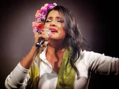 Sona Mohapatra Says That Some Actors Can Barely Speak Hindi And It’s A ‘Shame’