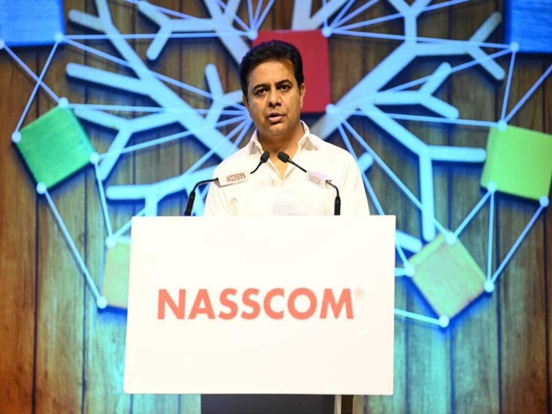 Hyderabad HICC Nasscom conclave minister ktr comments on IT sector growth Minister KTR : ఐటీ రంగంలో హైదరాబాద్ మేటీ, ఆరు నెలలే రాజకీయాలపై దృష్టి- మంత్రి కేటీఆర్