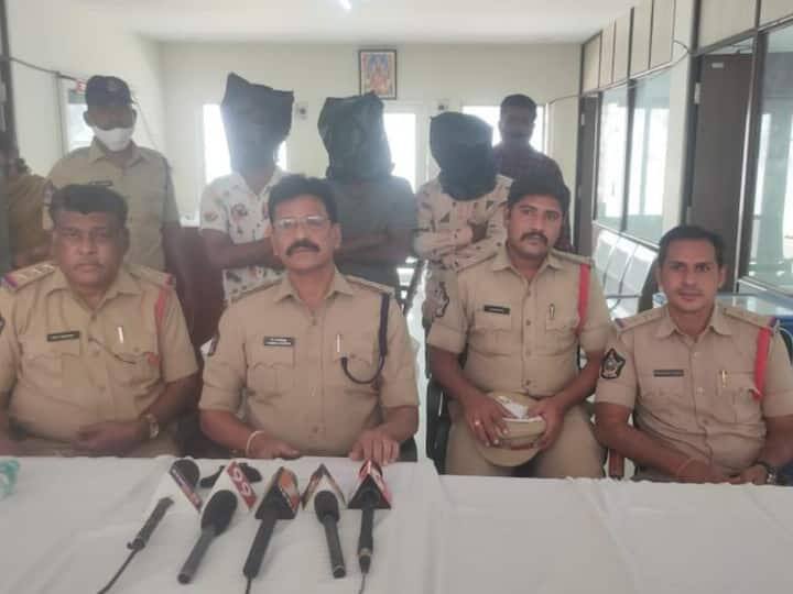Andhra Pradesh: Four Police Officers Suspended On Corruption Charges In Tirupati Andhra Pradesh: Four Police Officers Suspended On Corruption Charges In Tirupati