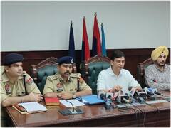 Punjab News: पंजाब पुलिस की बड़ी कार्रवाई, बिश्नोई और रिंडा समर्थित गिरोह के 11 सदस्य गिरफ्तार