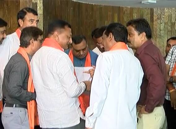 રાજકોટ કોંગ્રેસમાં મોટું ભંગાણ, જુઓ કોણ કોણ જોડાયું ભાજપમાં?