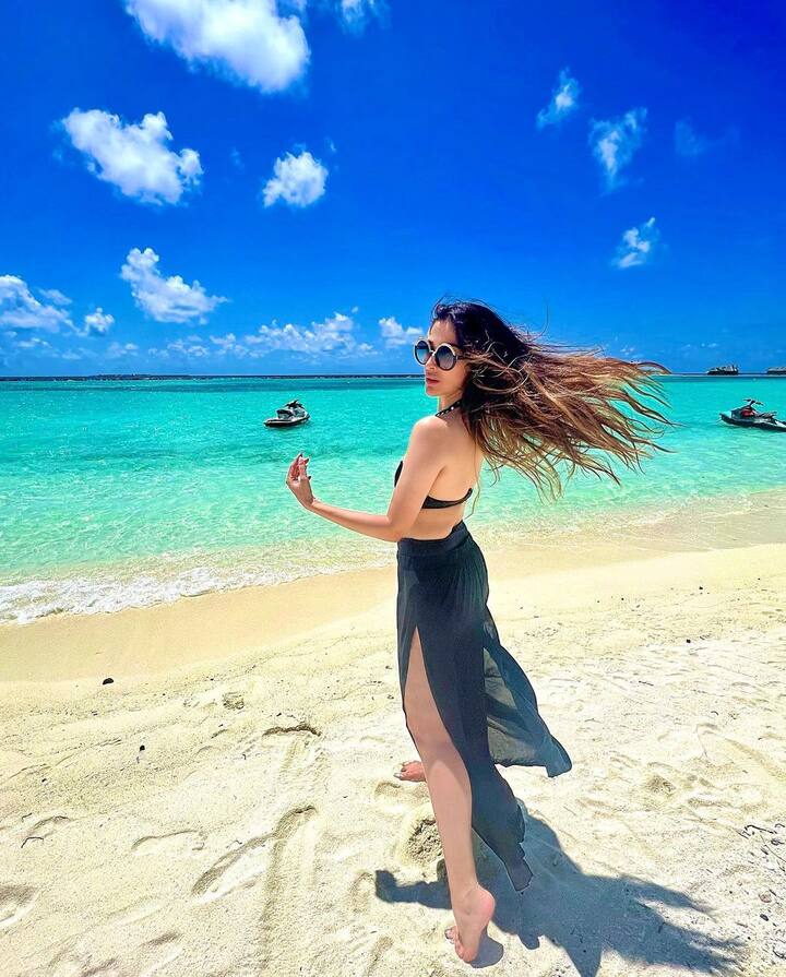 బికినీలో రాయ్ లక్ష్మీ అందమైన ఫోటోలు -Image Credit:Raai Laxmi/Instagram