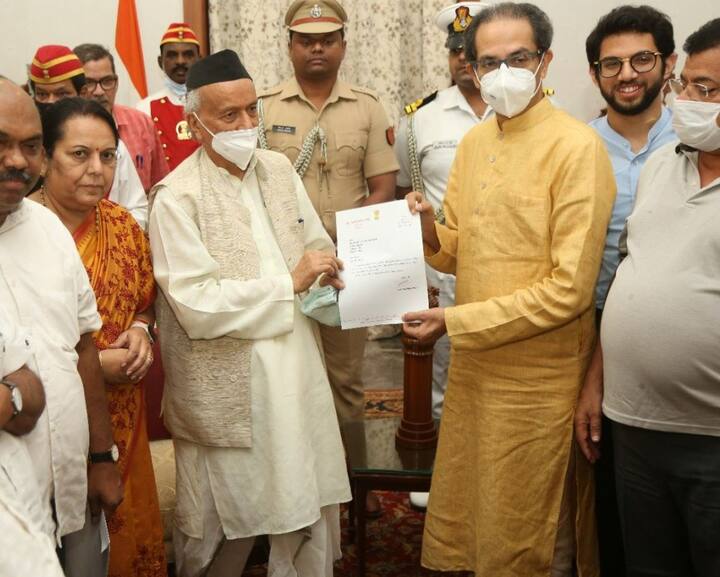 राज्यपाल ने जो निर्णय लिया है उसका पालन करने का निर्देश सर्वोच्च न्यायालय ने दिया है. राज्यपाल महोदय को भी धन्यवाद देता हूं कि आपने लोकतंत्र का मान रखा.