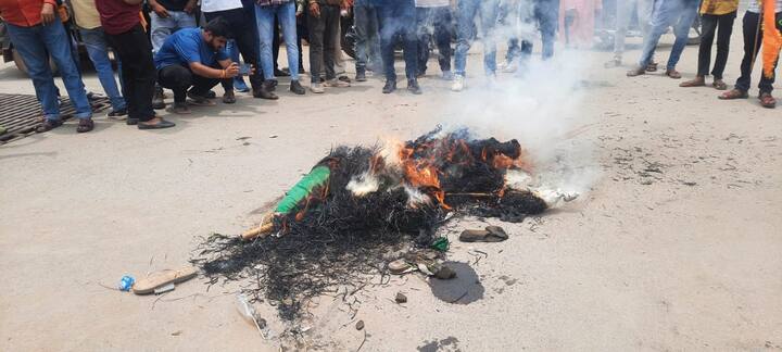 इस बंद के दौरान कहीं भी कोई अप्रिय घटना नहीं हुई. बकायदा संभाग के चारों जिलों में बड़ी संख्या में पुलिस बल को तैनात किया गया है और किसी तरह से भी दलों के द्वारा सरकारी संपत्ति को नुकसान ना पहुंचाएं जाए इसलिए शांतिपूर्ण तरीके से बंद बुलाने की अपील पुलिस के आला अधिकारियों के द्वारा किया गया.