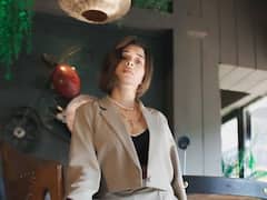 PHOTO: अभिनेत्री टीना दत्ताचा ग्लॅमरस अंदाज; फोटो चर्चेत!