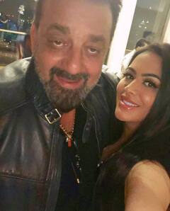 Sanjay Dutt Daughter Trishala: काफी ग्लैमरस हैं संजय दत्त की बेटी त्रिशला, अदाओं से बॉलीवुड अभिनेत्रियों को भी देती हैं टक्कर