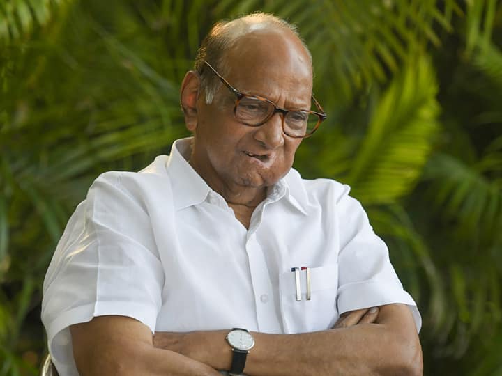 sharad pawar criticized maharashtra governor bhagat singh koshyari Sharad Pawar : राज्यपालांवर शरद पवारांनी साधला नेम, पेढा प्रेमावर गोड शब्दात कटू टीका