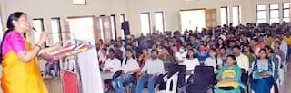 Nagpur : स्पर्धा परीक्षांमध्ये यशस्वी होण्यासाठी वेळेचे योग्य व्यवस्थापन हवे: विभागीय आयुक्त