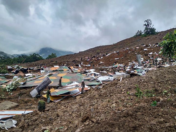Manipur Landslide Noney Indian Army Camp Updates Army personnel Still Missing ann Manipur Landslide: मणिपुर के नोनी में भूस्खलन में 7 की मौत, 25 सैनिकों के दबे होने की खबर, कई लापता