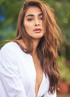 Pooja Hegde : पूजा हेगडेचा ट्रेडिशनल लूक; शेअर केले खास फोटो