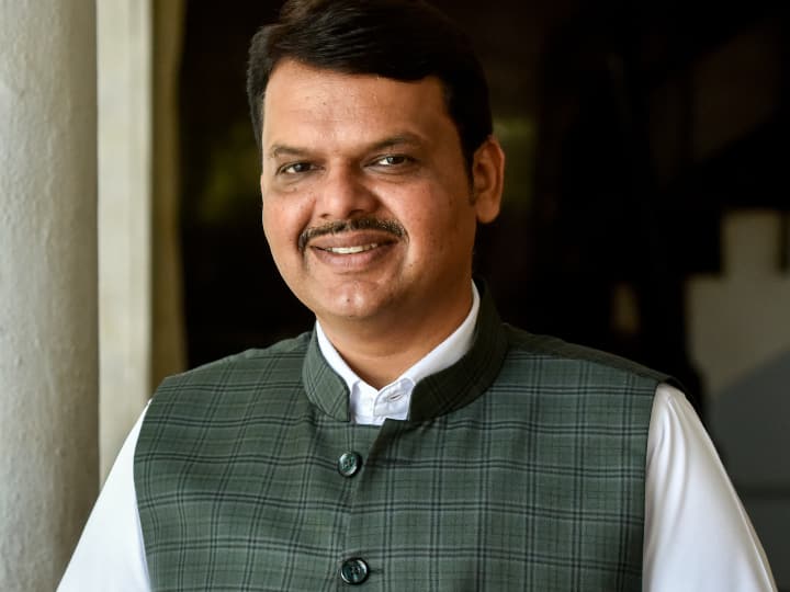 Maharashtra Politics meeting of BJP for further strategy in Maharashtra today devendra Fadnavis oath as CM Maharashtra Politics: महाराष्ट्र में बीजेपी की बड़ी बैठक आज, इस तारीख को सीएम पद की शपथ ले सकते हैं देवेंद्र फडणवीस