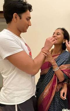 Supriya Sule : सुप्रिया सुळेंचं परिवारासह दिलखुलास हास्य अन् सेलिब्रेशन; साजरा केला वाढदिवस