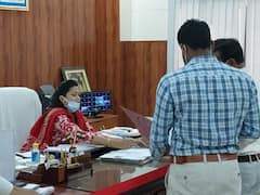 Kasganj News: कासगंज में अवैध रूप से संचालित हो रहे 94 ईंट भट्टे, DM ने अधिकारियों को दिया ये निर्देश