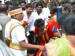 Son Ramanathan: உதயநிதிதான் எங்கள் கடவுள்... அதான் காலில் விழுந்தேன்... ஓப்பன் ஸ்டேட்மெண்ட் கொடுத்த தஞ்சை மேயர்