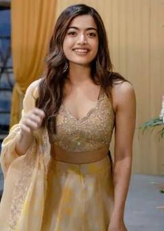 'પુષ્પા' ગર્લ રશ્મિકા મંદાનાના હાથ લાગ્યો આ મોટો પ્રૉજેક્ટ, એક્ટ્રેસ બોલી- વિશ્વાસ નથી થઇ રહ્યો.............