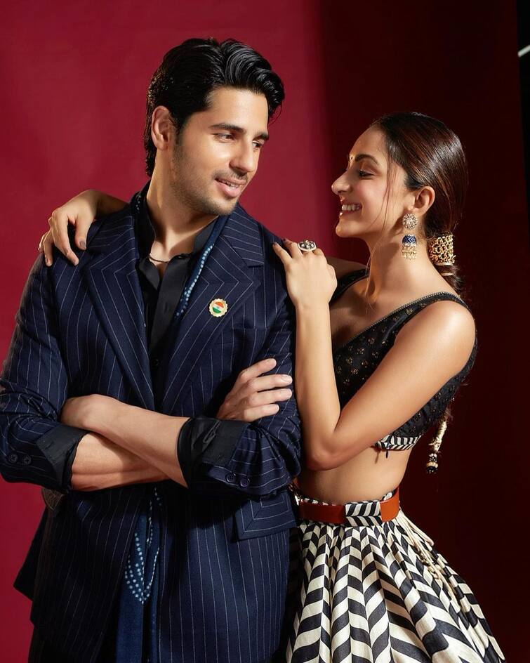 Sidharth Malhotra, Kiara Advani finally react to their wedding reports 6 ફેબ્રુઆરીએ લગ્ન કરશે Kiara Advani? પાપારાઝી પાસેથી લગ્નની તારીખ સાંભળી એક્ટ્રેસ શરમાઈ