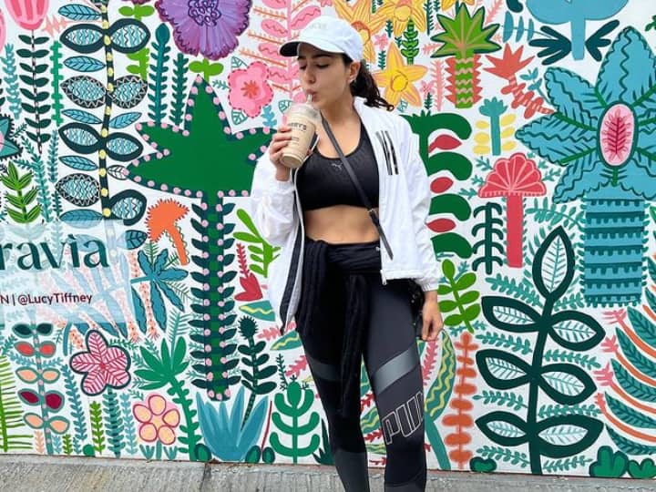 Sara Ali Khan Shows Off Toned Abs During Her London Vacation