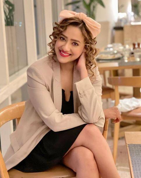 ਮਦਾਲਸਾ ਸ਼ਰਮਾ ਨੇ ਦਿਖਾਏ ਨਖਰੇ