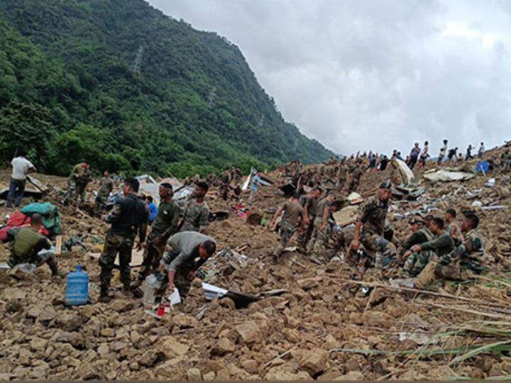 Manipur Landslide: Nature's havoc continues in Manipur, another landslide in Noni district Manipur Landslide: मणिपुर में कुदरत का कहर जारी, कई लोगों की मौत और रेस्क्यू के बीच नोनी जिले में एक और भूस्खलन