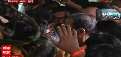 Uddhav Thackeray at Matoshree : उद्धव ठाकरेंचा कार्यकर्त्यांसोबत संवाद ABP Majha
